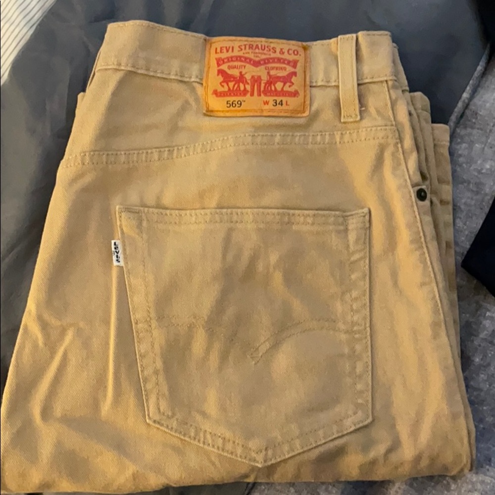 Levi’s shorts